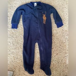 Fleece onesies 6-9m